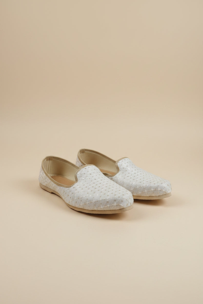 KPL0070 Off White with Chips Jutti