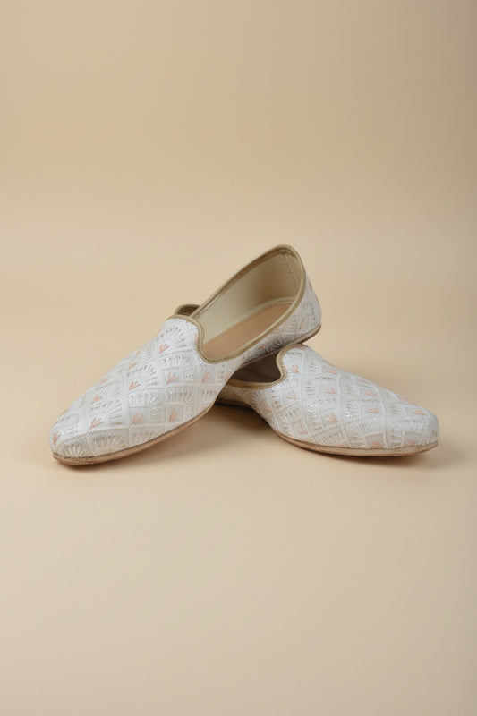 KPL0071 Ivory Jutti with White & Peach Embroidery