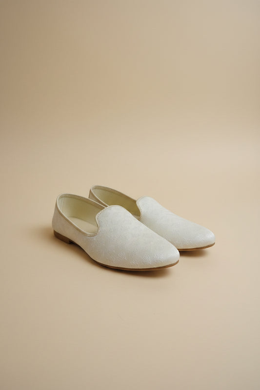KPL0073 Off White with Floral Bootie Jutti