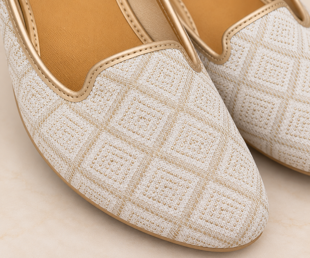 KPL0091 Ivory & Gold Woven Jacquard Diamond Jutti For Men