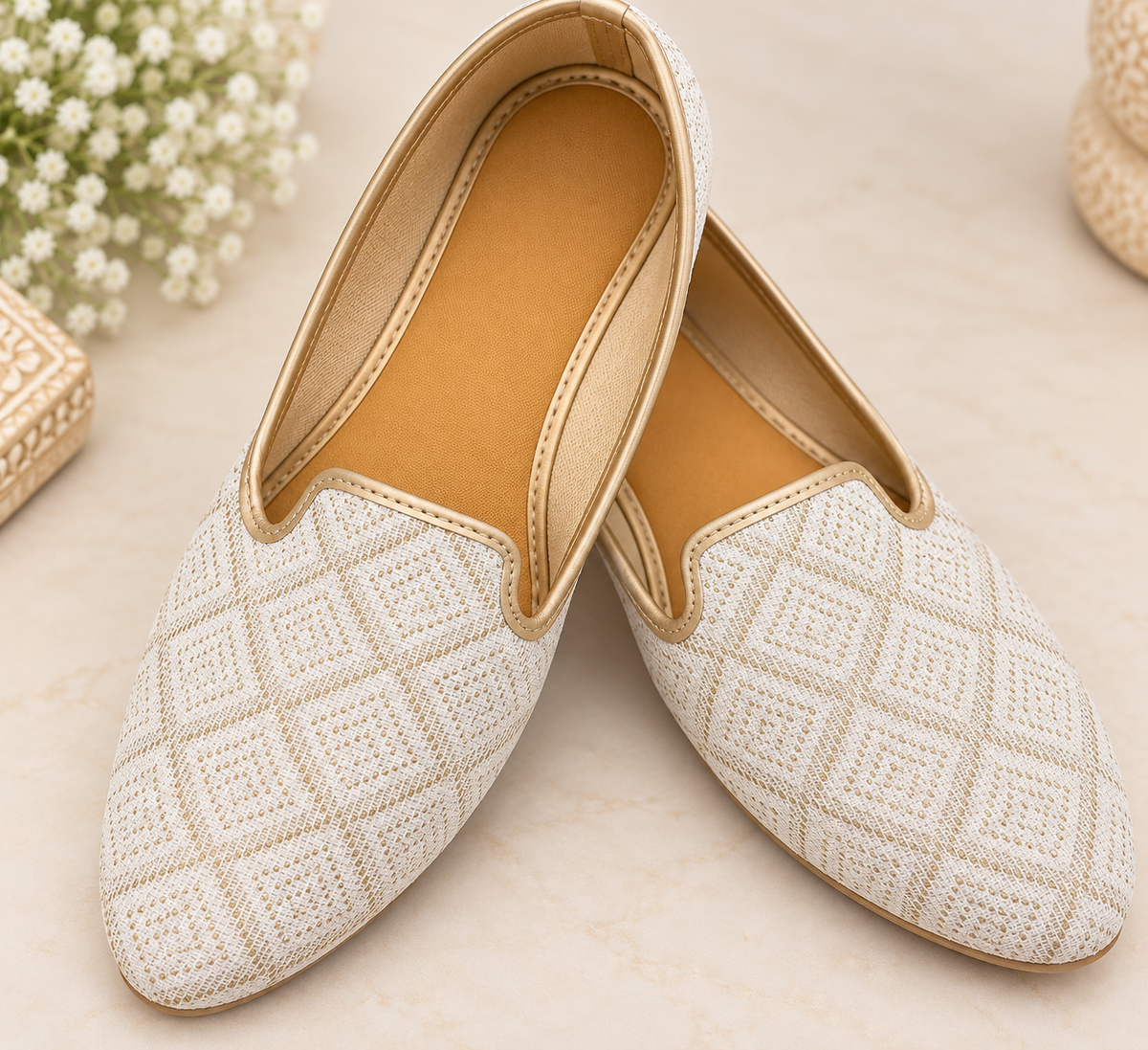 KPL0091 Ivory & Gold Woven Jacquard Diamond Jutti For Men