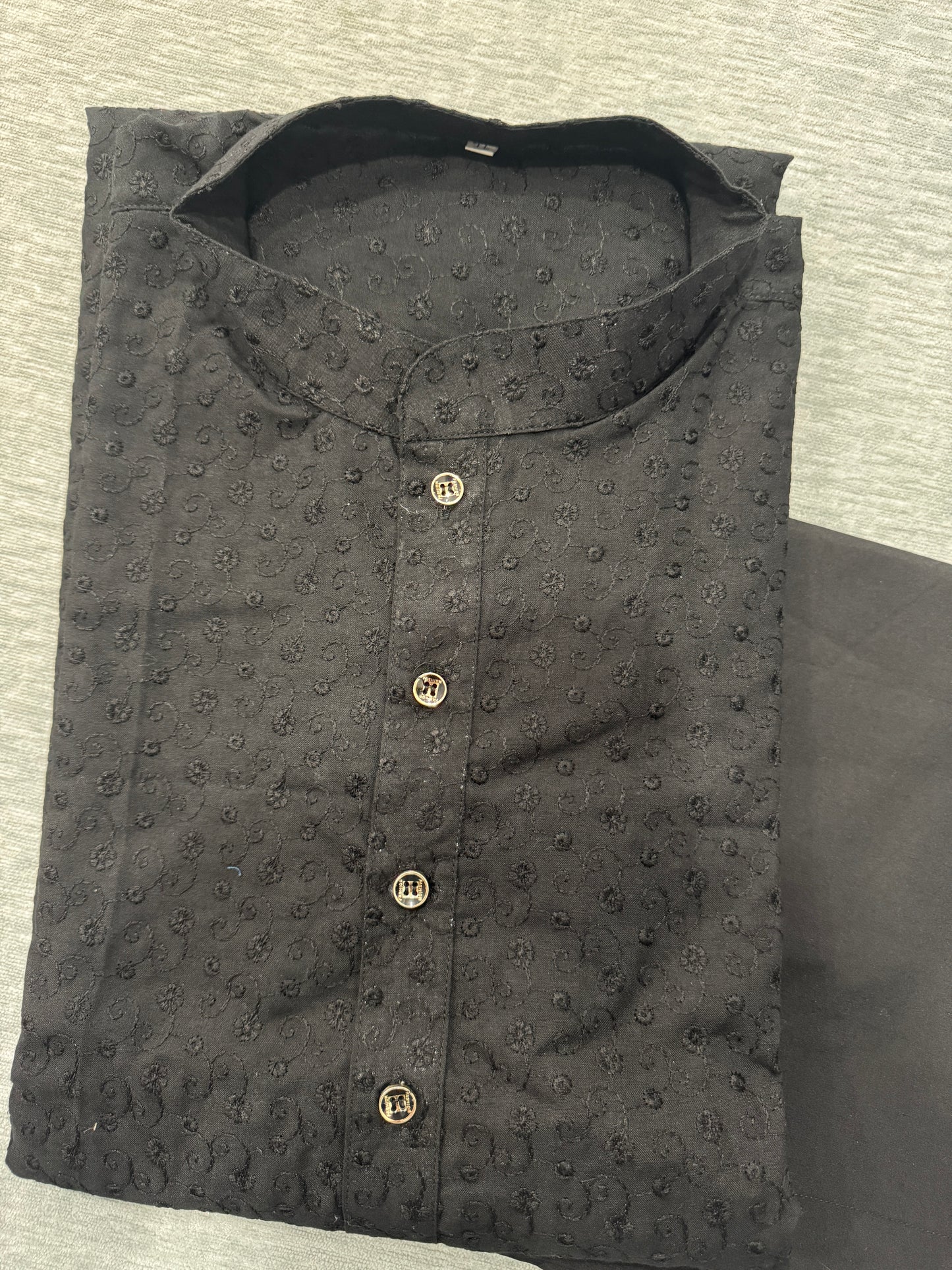 KPD5233 Black Chikankari Kurta Pyjama - Kurtapyjama.ca