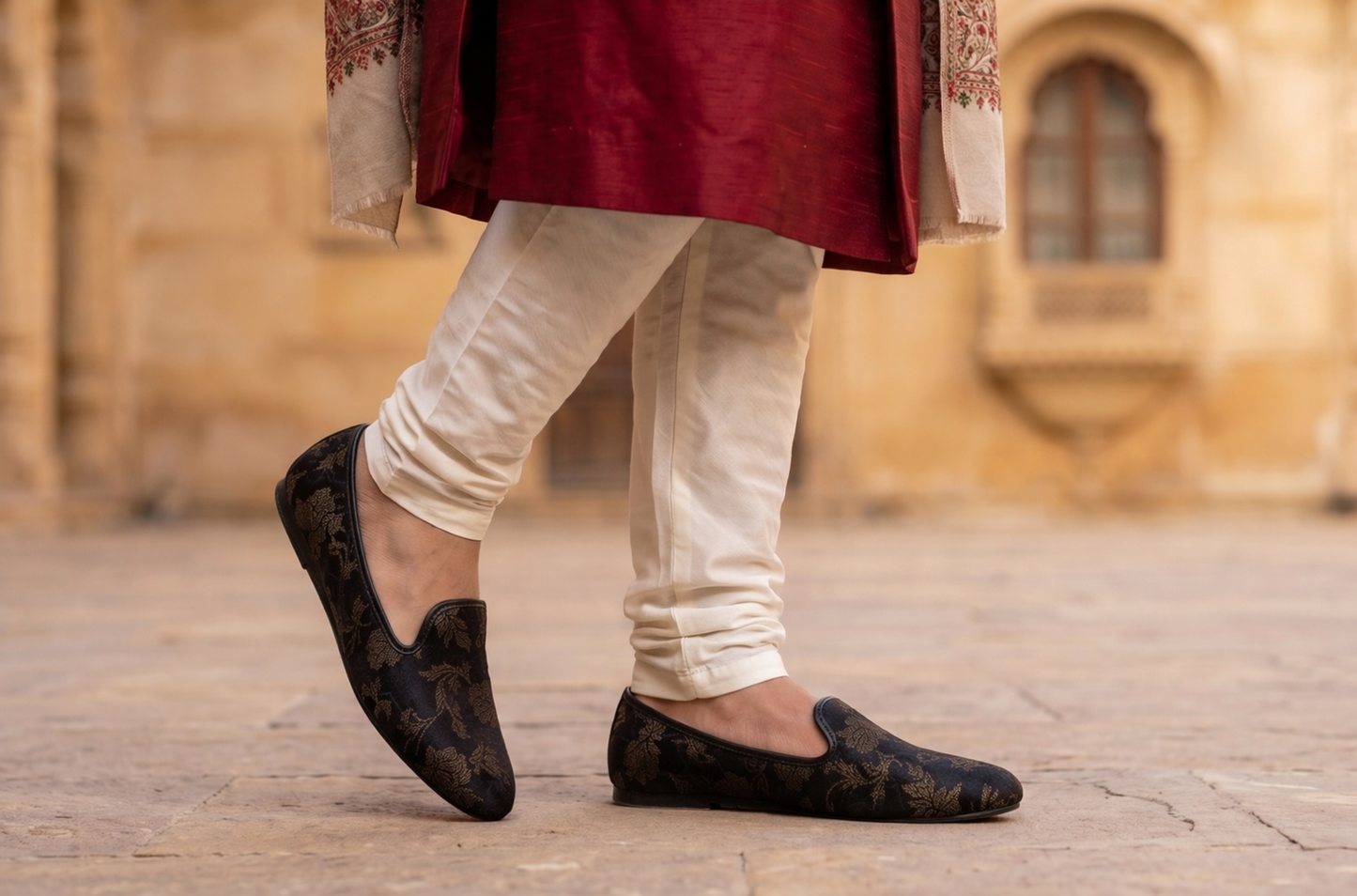 KPL0050 Black Floral Jutti/Khussa For Men