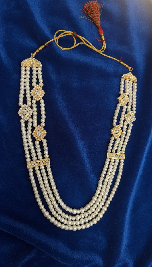 KPM0008 Cream and Gold Design Mala