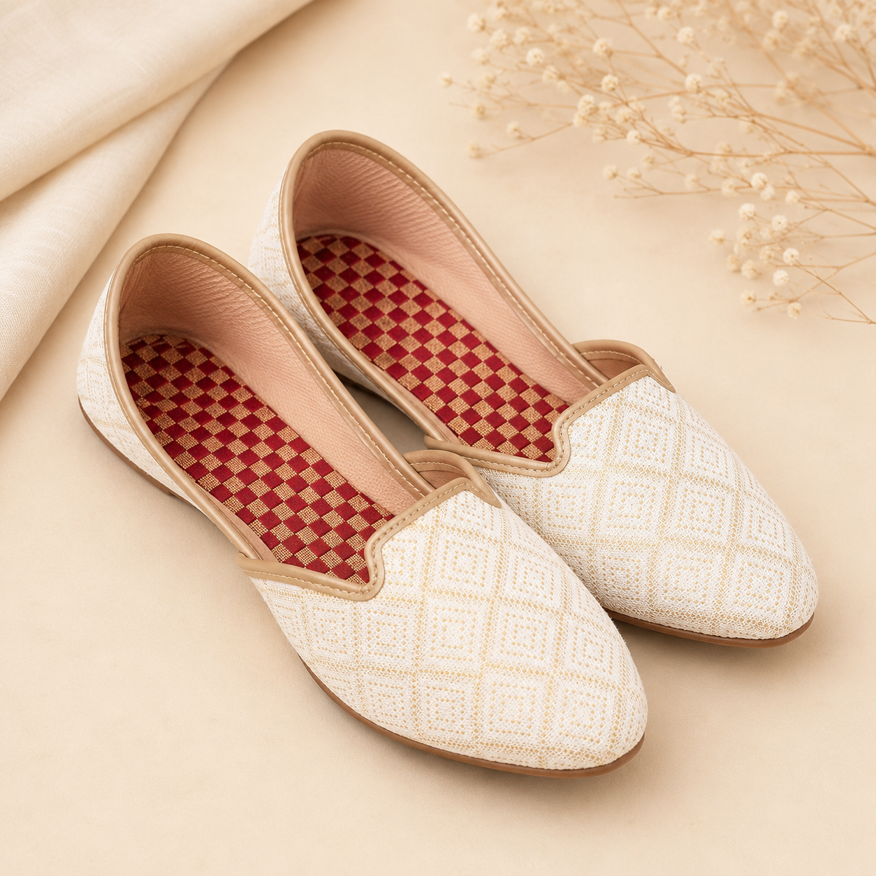 KPL0064 Cream Gold Diamond Pattern Jutti/Khussa For Men