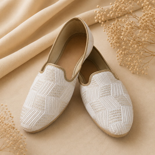 KPL0072 Cream Gold Self Embroidered Checks Pattern Jutti