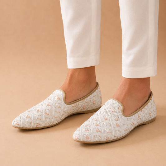 KPL0071 Ivory Jutti with White & Peach Embroidery